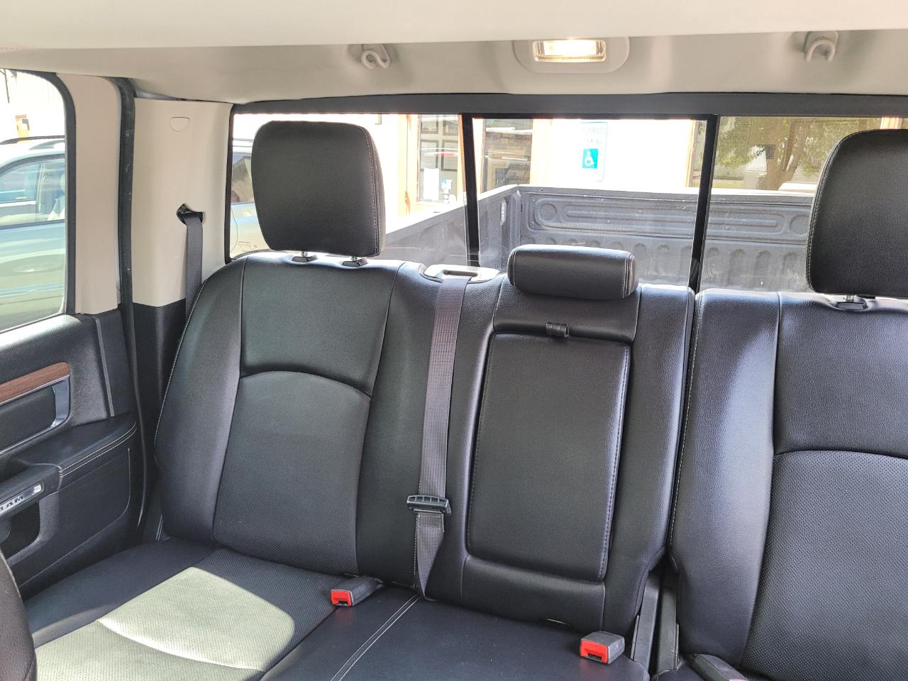RAM 3500 Laramie Crew Cab LWB 4WD DRW 2017