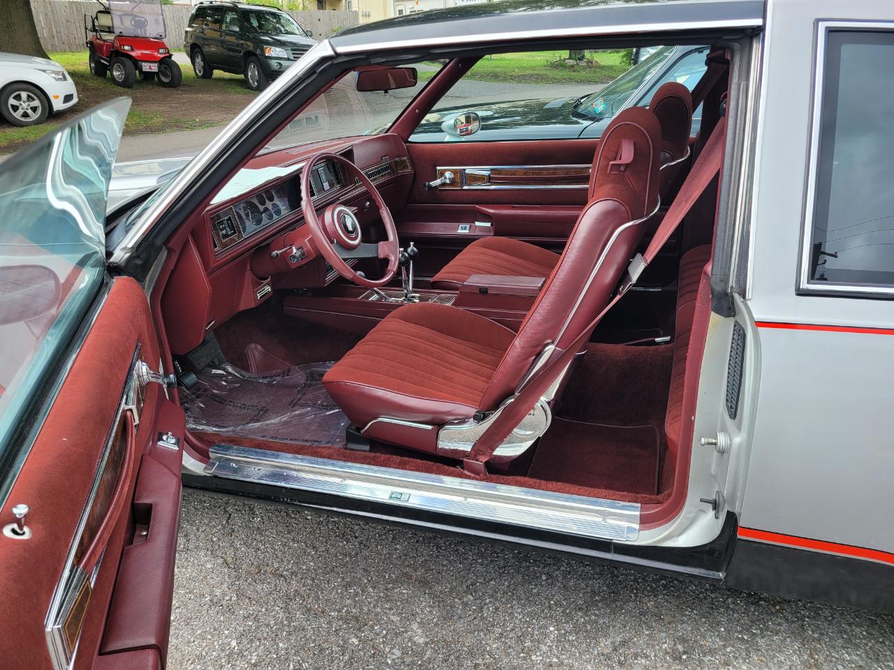 Oldsmobile Cutlass Calais  1984