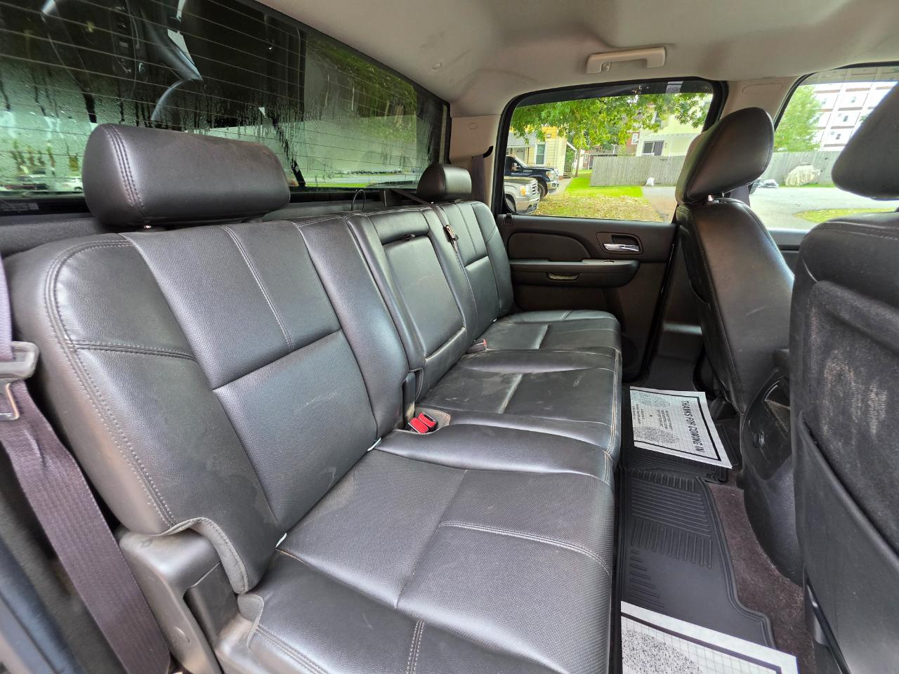 Chevrolet Silverado 3500HD LTZ Crew Cab 4WD 2014