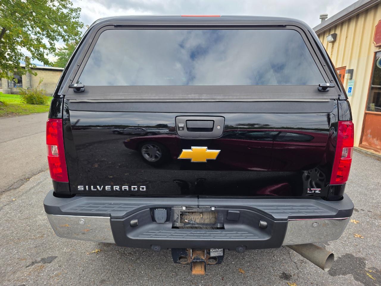 Chevrolet Silverado 3500HD LTZ Crew Cab 4WD 2014