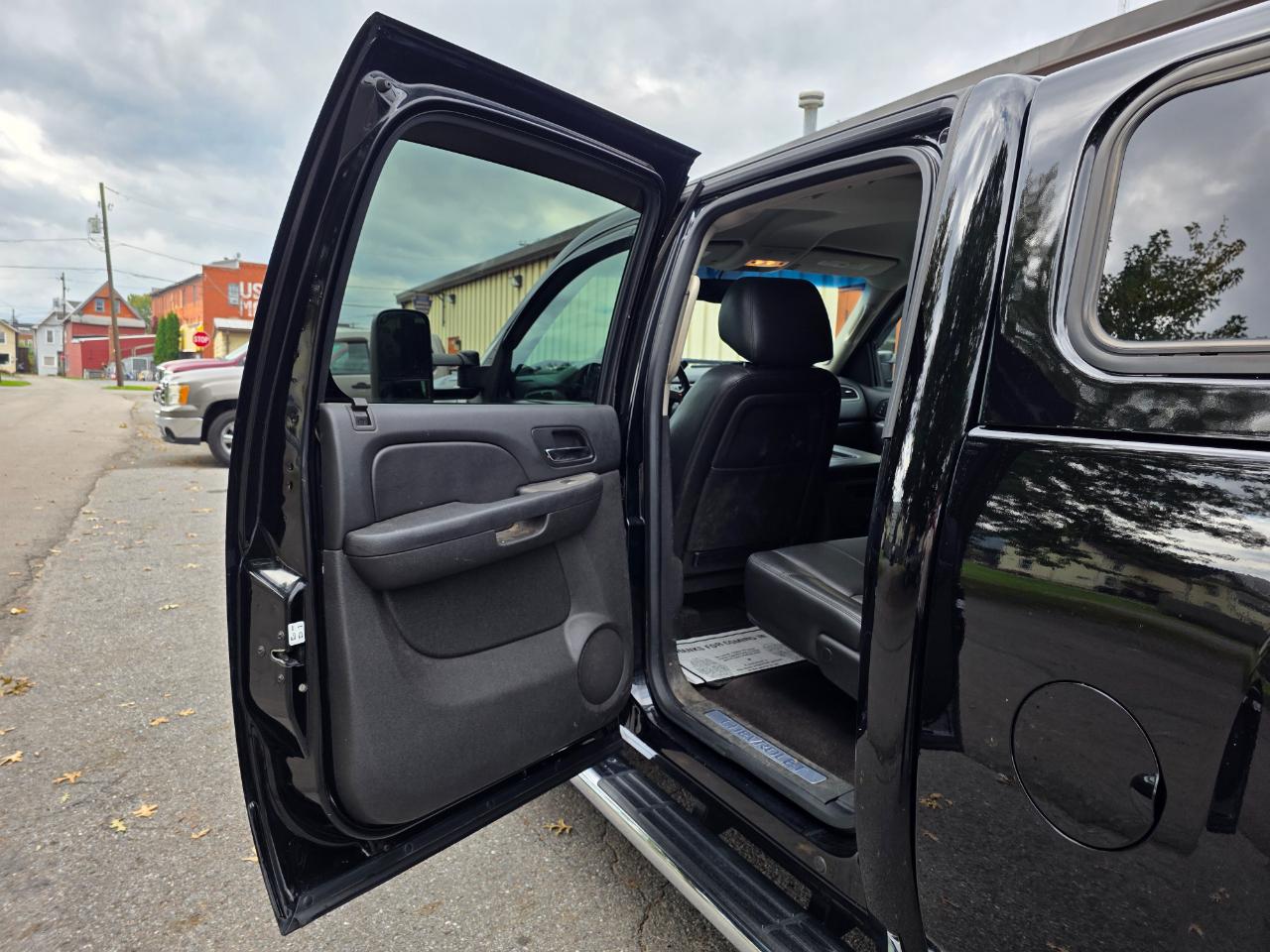 Chevrolet Silverado 3500HD LTZ Crew Cab 4WD 2014
