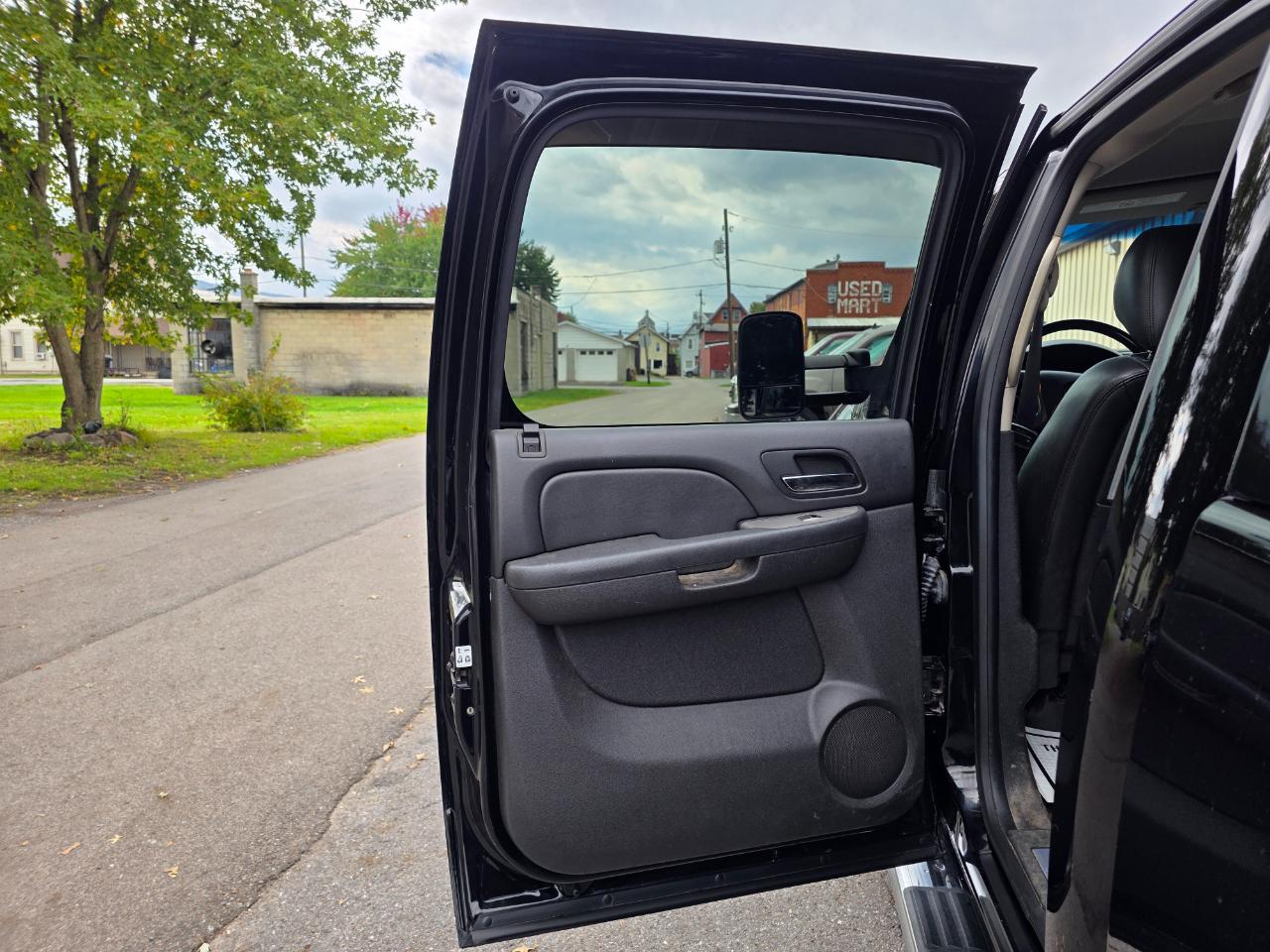Chevrolet Silverado 3500HD LTZ Crew Cab 4WD 2014