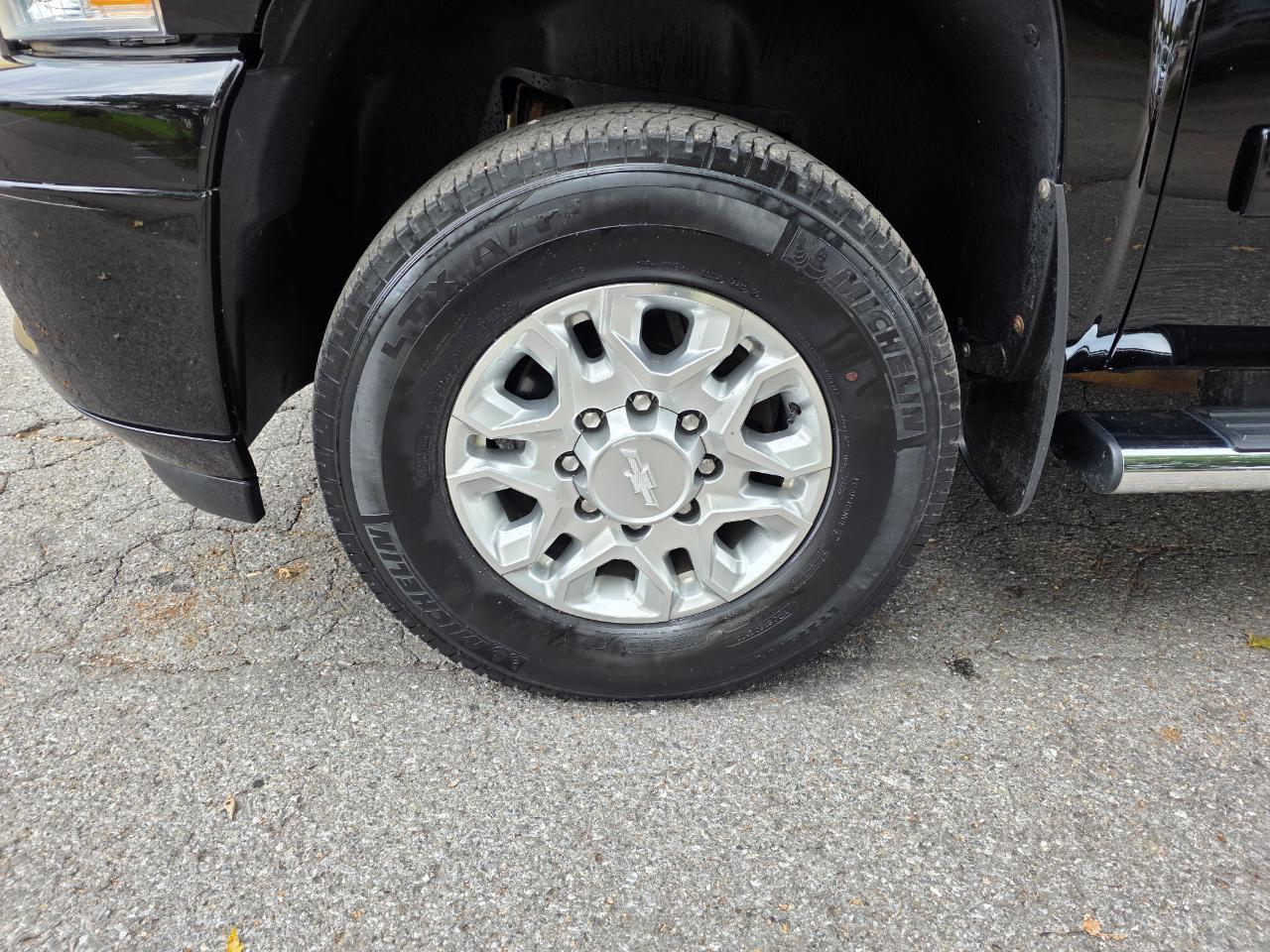 Chevrolet Silverado 3500HD LTZ Crew Cab 4WD 2014