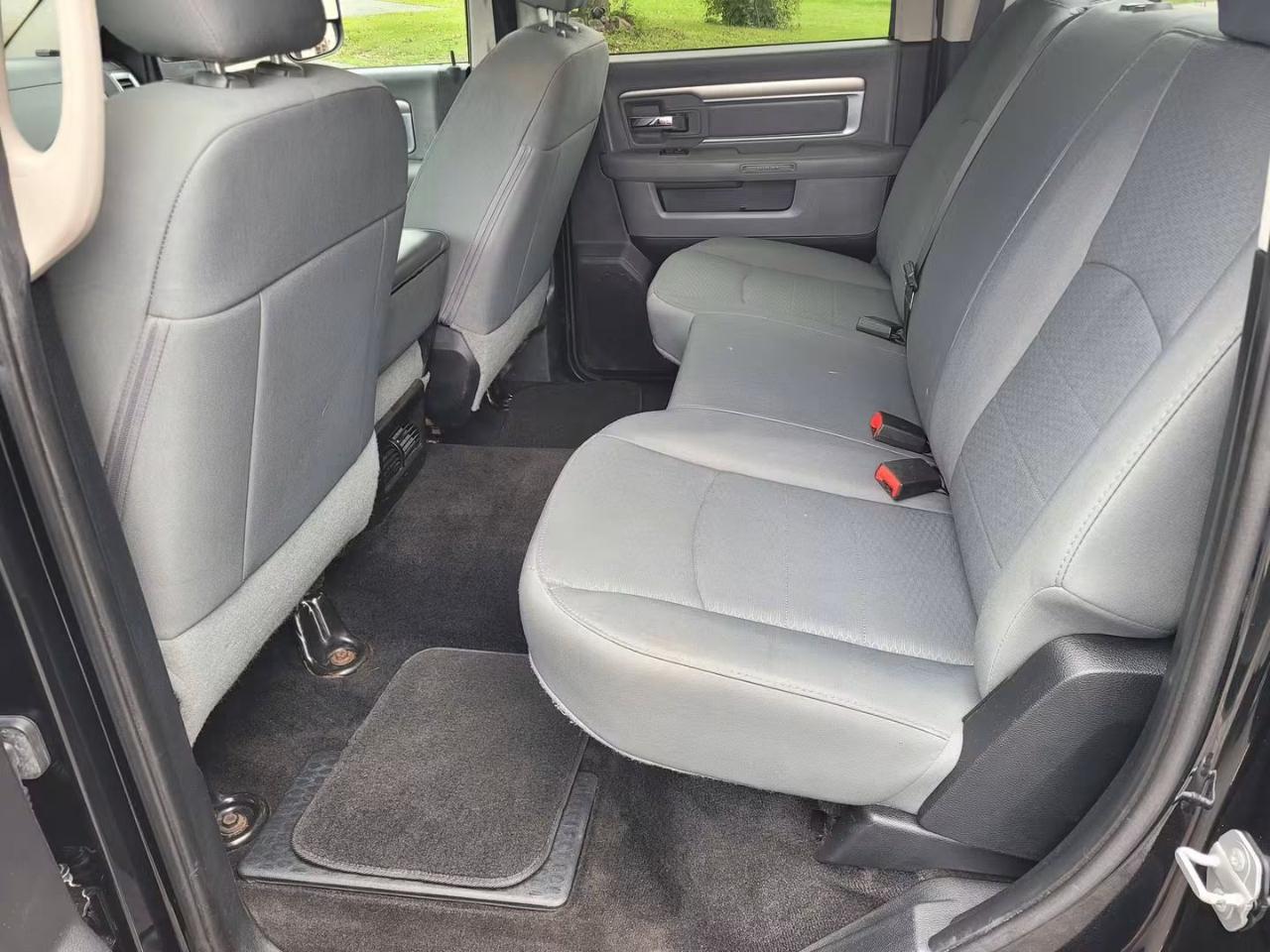 RAM 2500 SLT Crew Cab SWB 4WD 2016