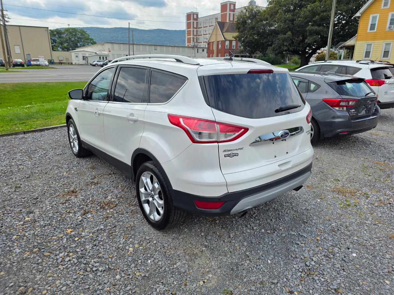 Ford Escape Titanium 4WD 2014