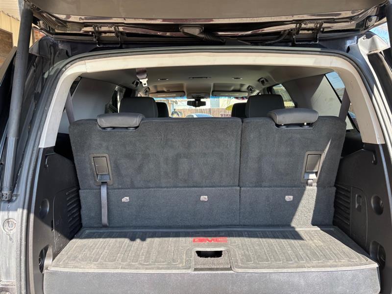 GMC Yukon SLE 2WD 2015