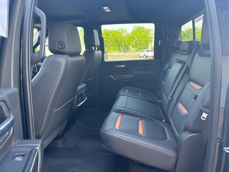 GMC Sierra 2500HD AT4 Crew Cab 4WD 2023