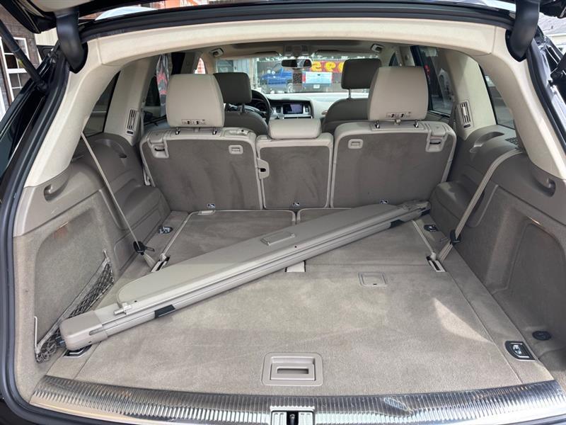 Audi Q7 3.0T Premium Plus quattro 2015