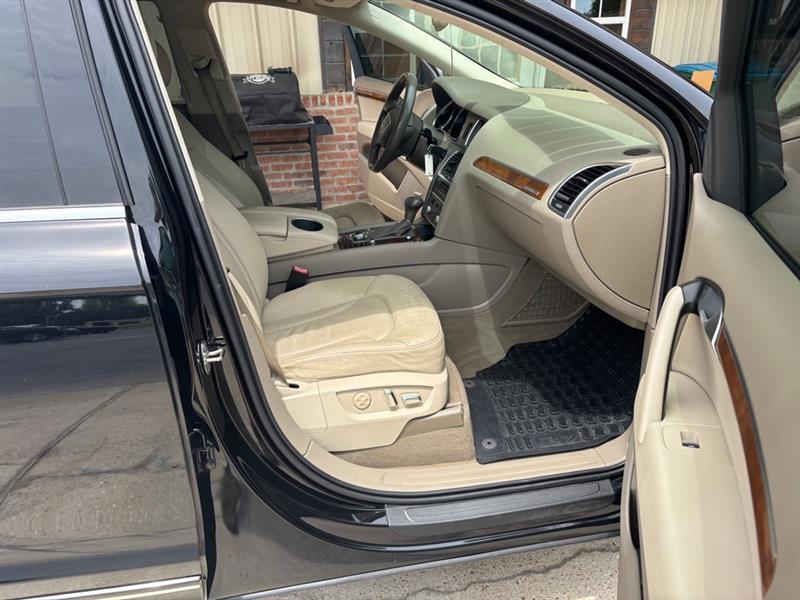 Audi Q7 3.0T Premium Plus quattro 2015