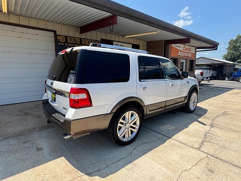Ford Expedition XLT 4WD 2016