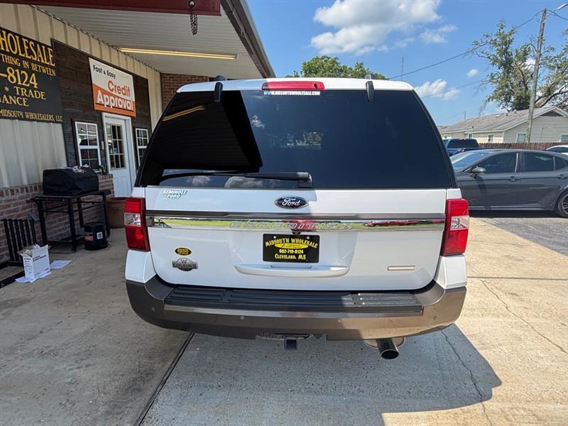 Ford Expedition XLT 4WD 2016
