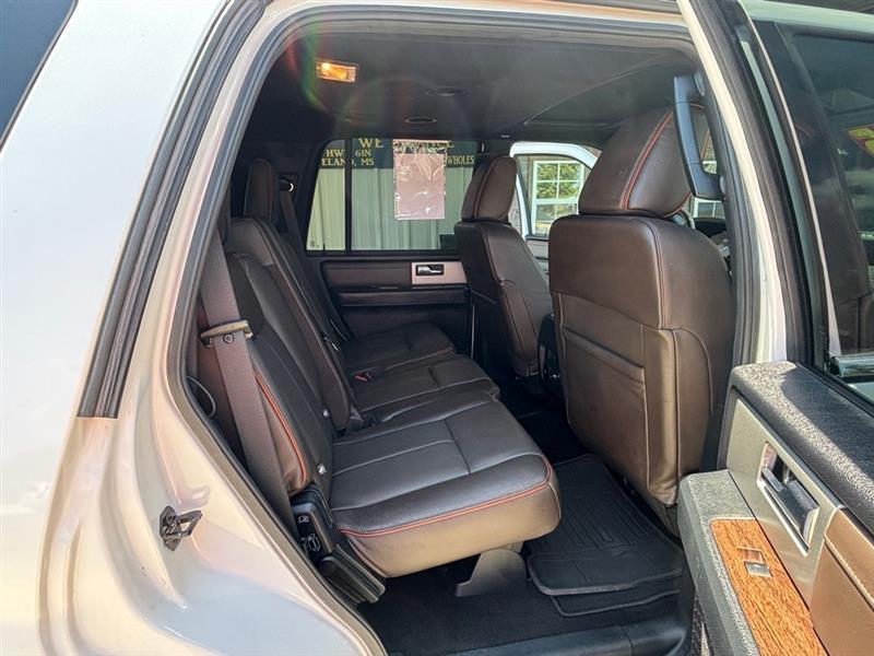 Ford Expedition XLT 4WD 2016