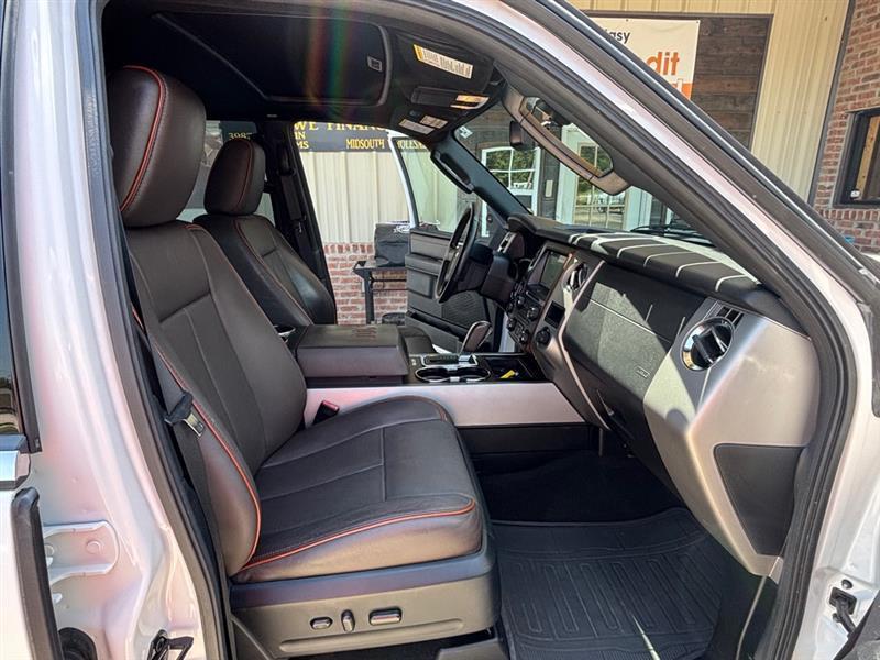Ford Expedition XLT 4WD 2016