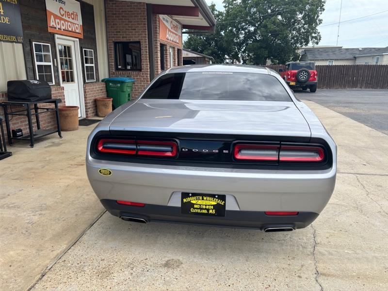 Dodge Challenger SXT 2016