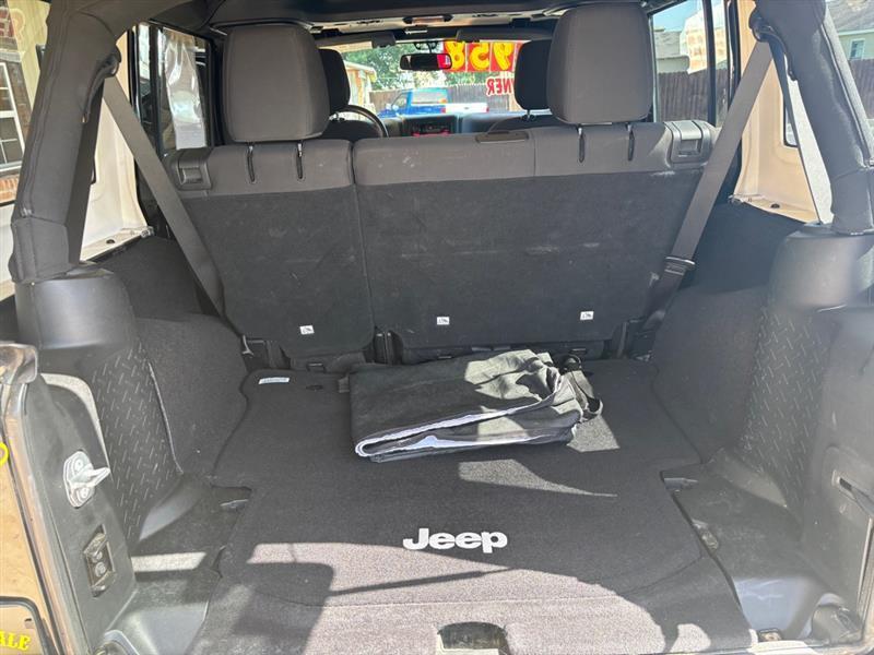 Jeep Wrangler Unlimited Sport 4WD 2017