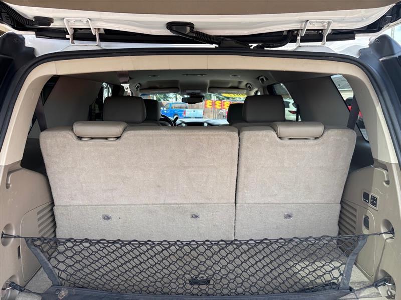 GMC Yukon SLT 2WD 2017