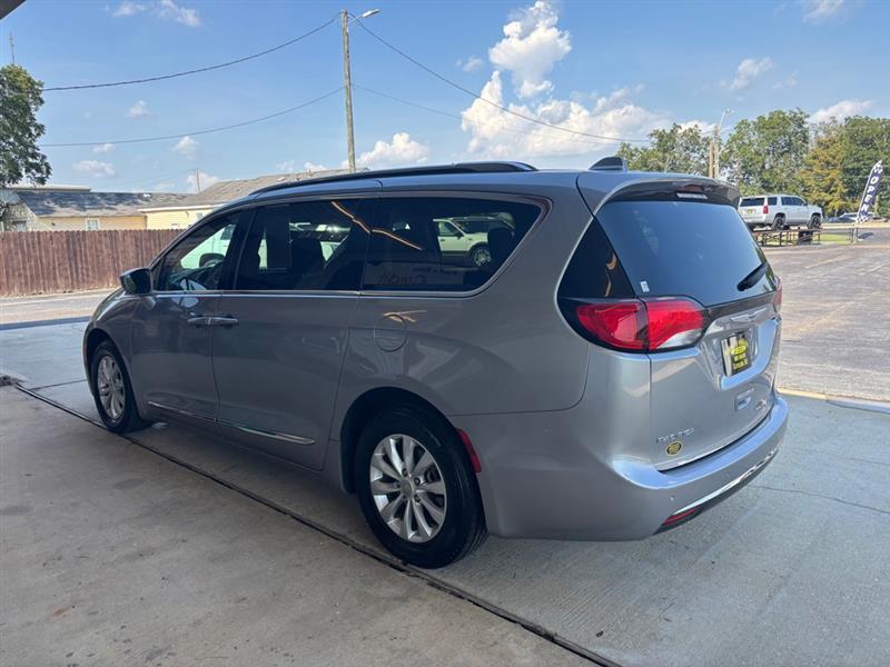 Chrysler Pacifica Touring-L 2019