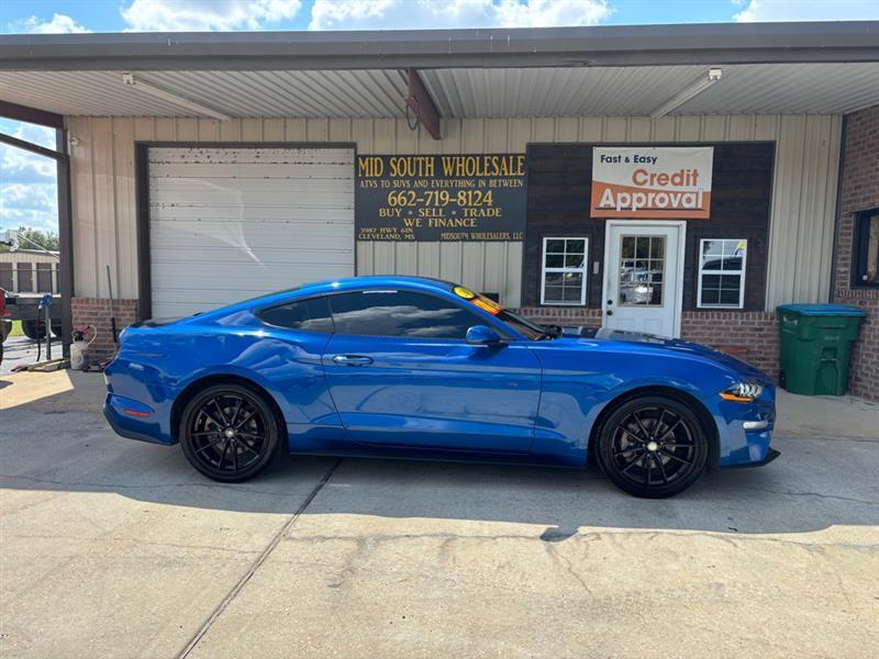 Ford Mustang EcoBoost Coupe 2018