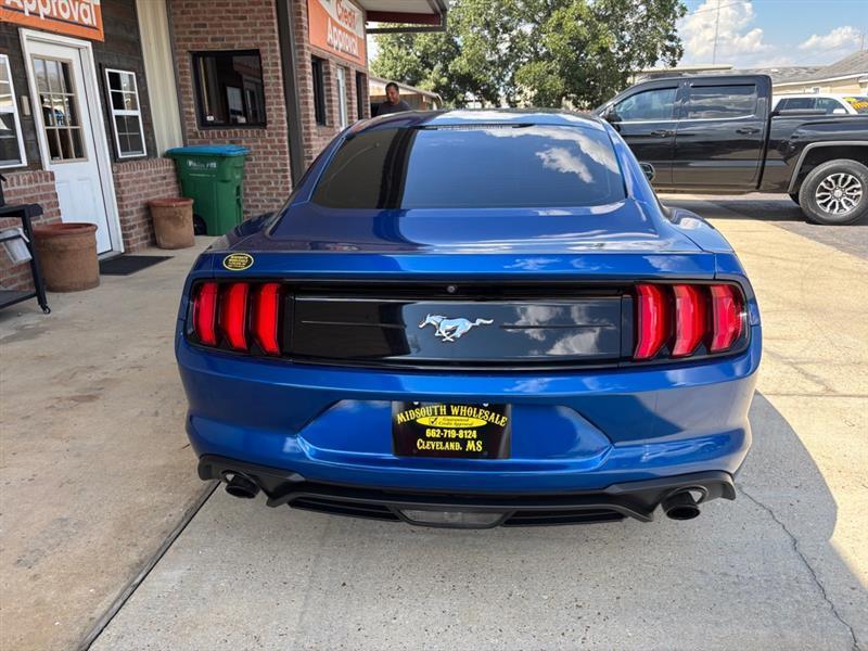 Ford Mustang EcoBoost Coupe 2018