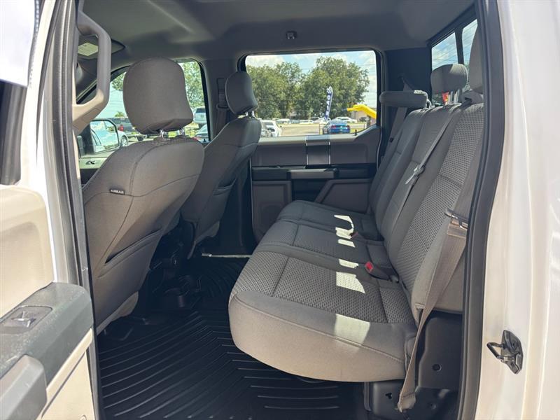 Ford F-150 XL SuperCrew 5.5-ft. Bed 4WD 2016