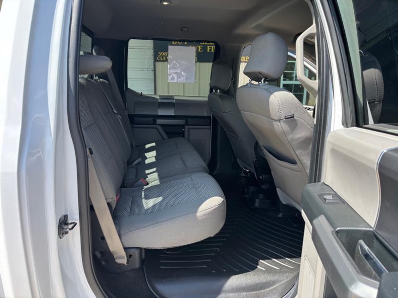 Ford F-150 XL SuperCrew 5.5-ft. Bed 4WD 2016