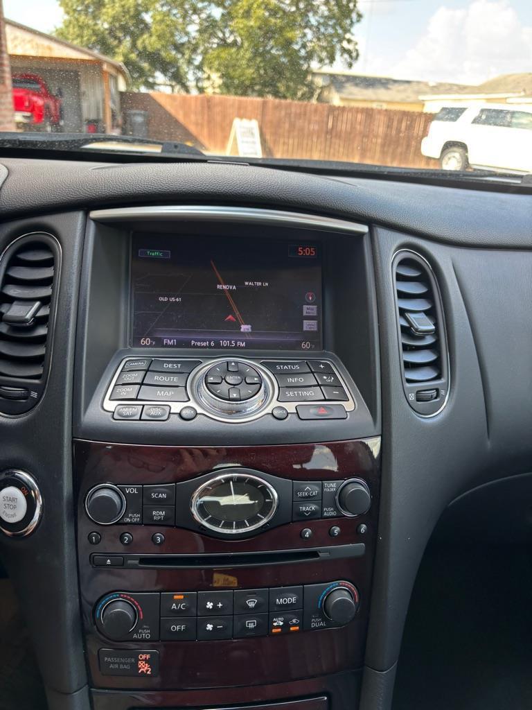 Infiniti QX50 Base AWD 2017