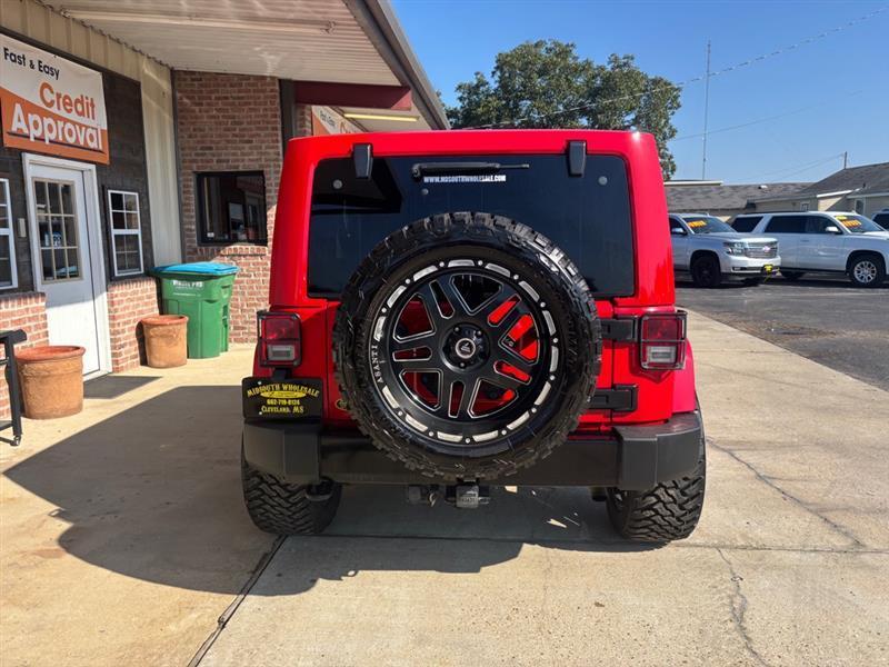 Jeep Wrangler Unlimited Sahara 4WD 2015