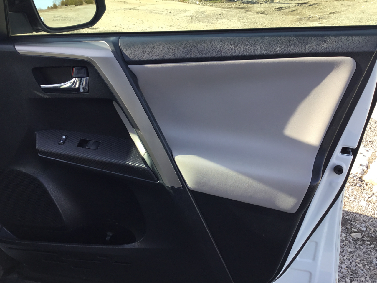 Toyota RAV4 Limited FWD 2015