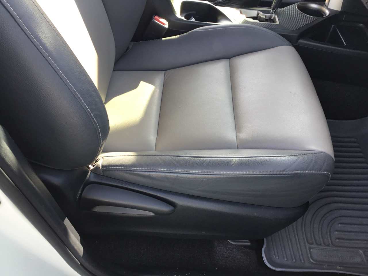 Toyota RAV4 Limited FWD 2015