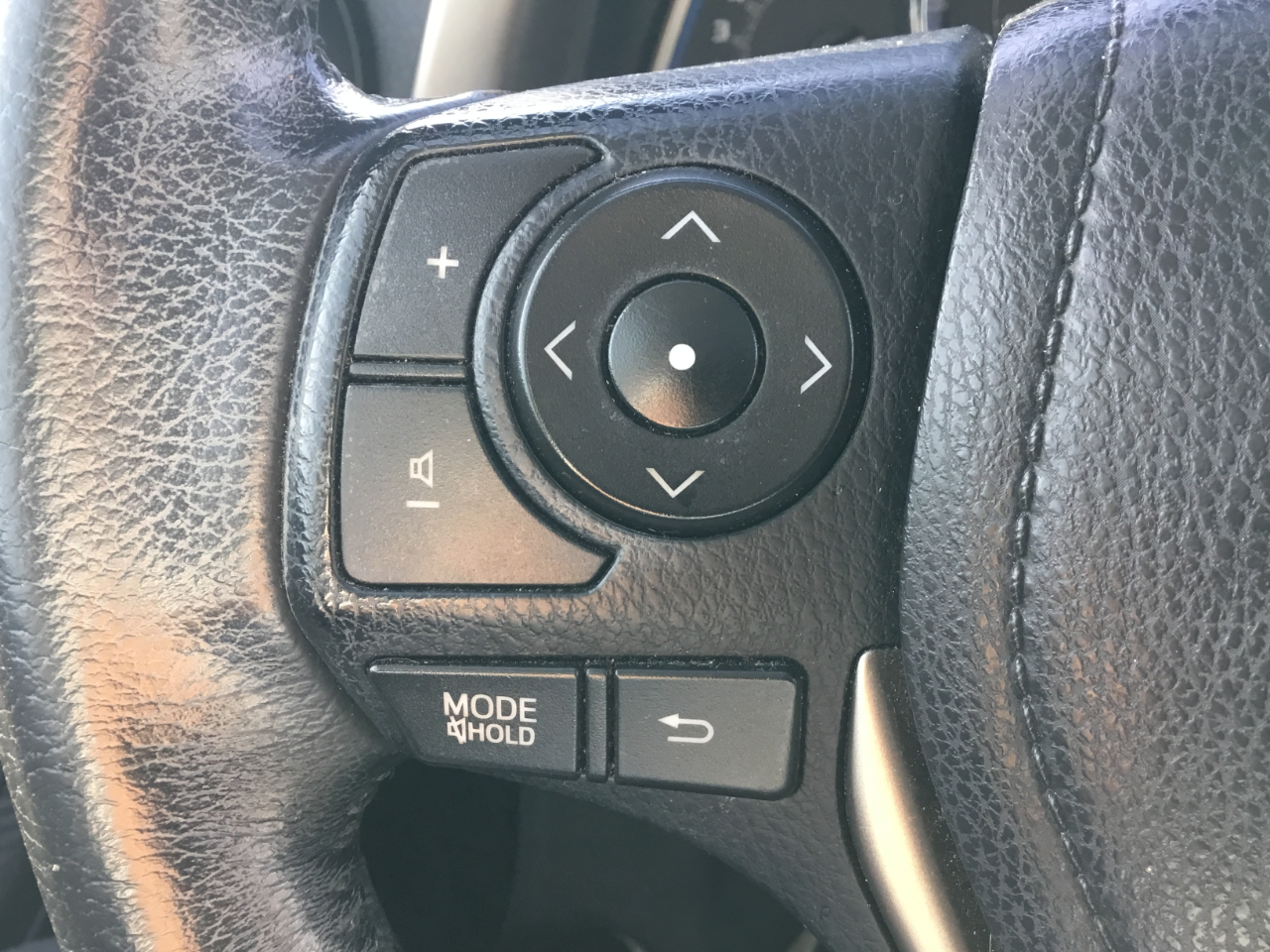 Toyota RAV4 Limited FWD 2015