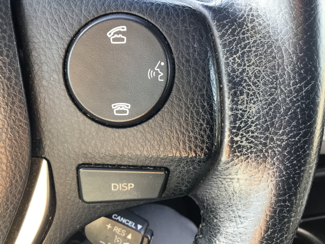 Toyota RAV4 Limited FWD 2015