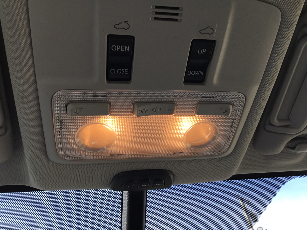 Toyota RAV4 Limited FWD 2015