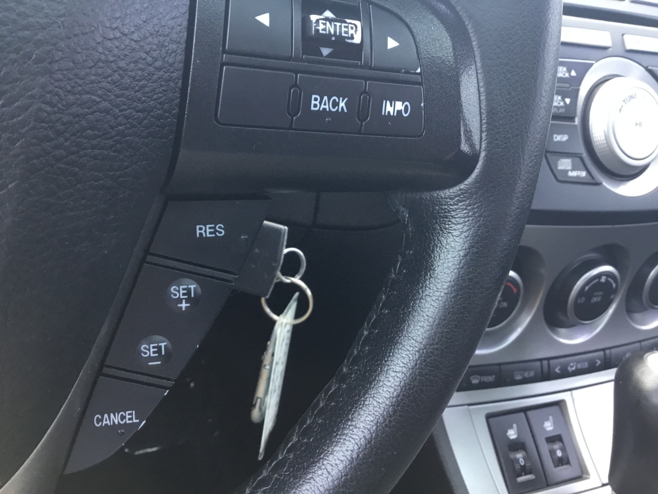 Mazda MAZDA3 s Sport 5-Door 2010