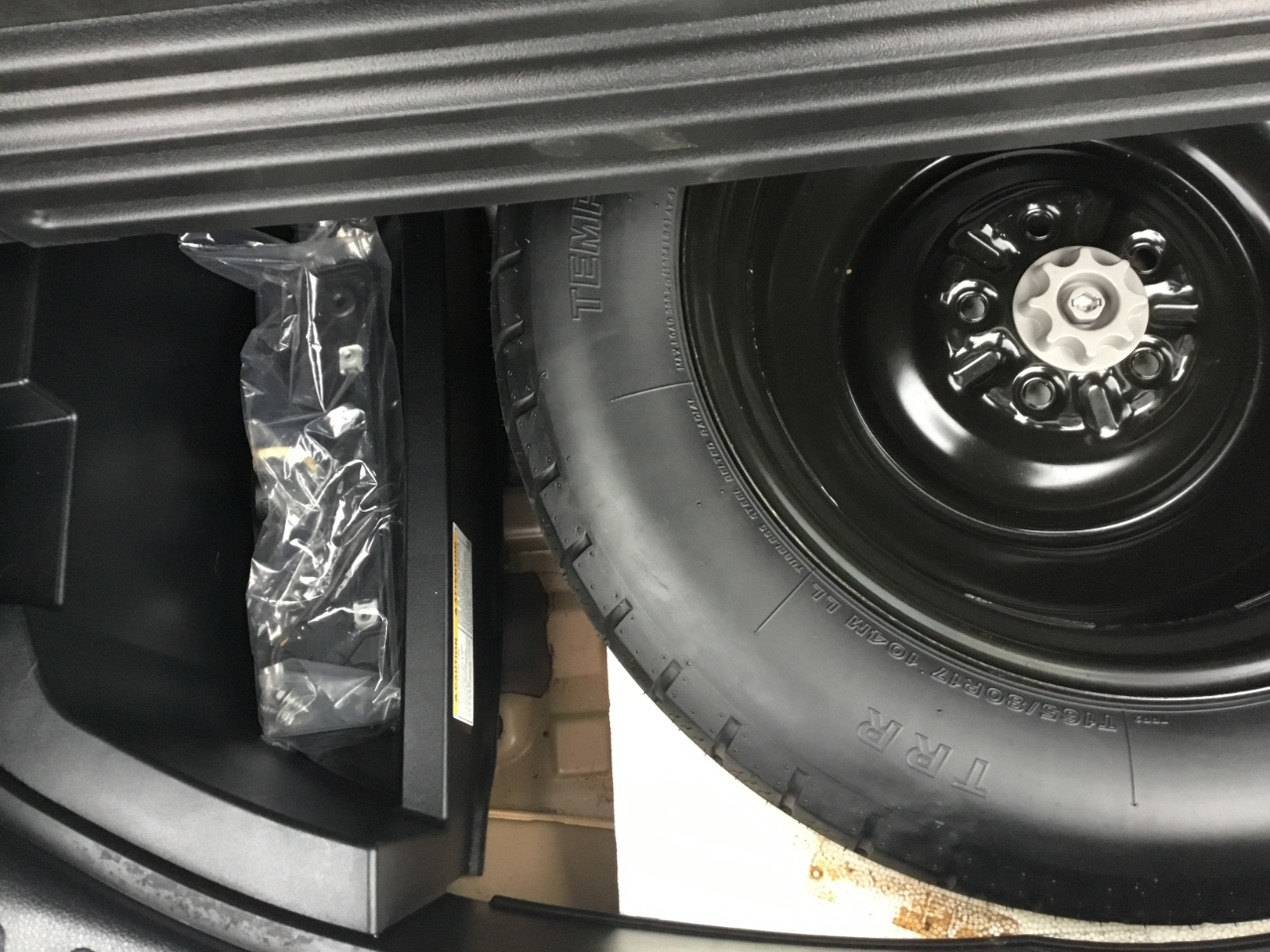 Toyota RAV4 XLE AWD 2015