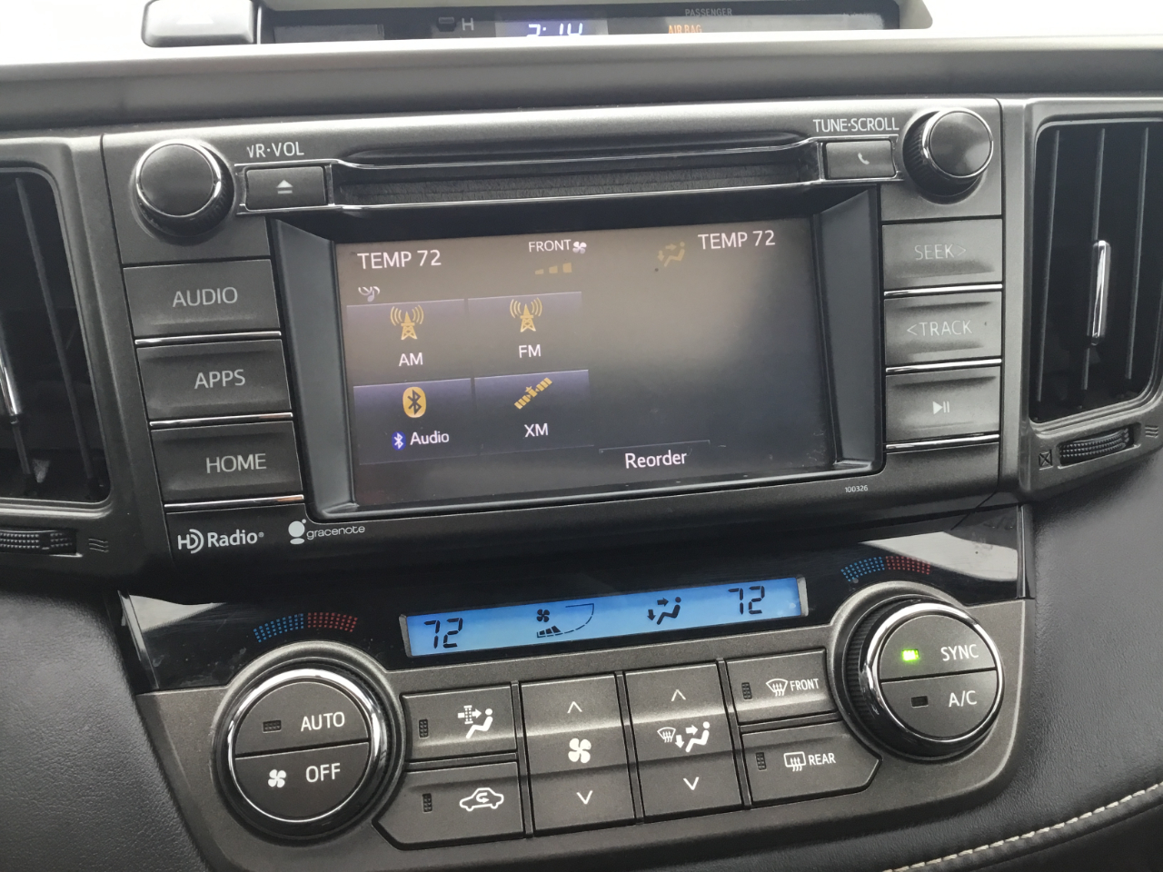 Toyota RAV4 XLE AWD 2015