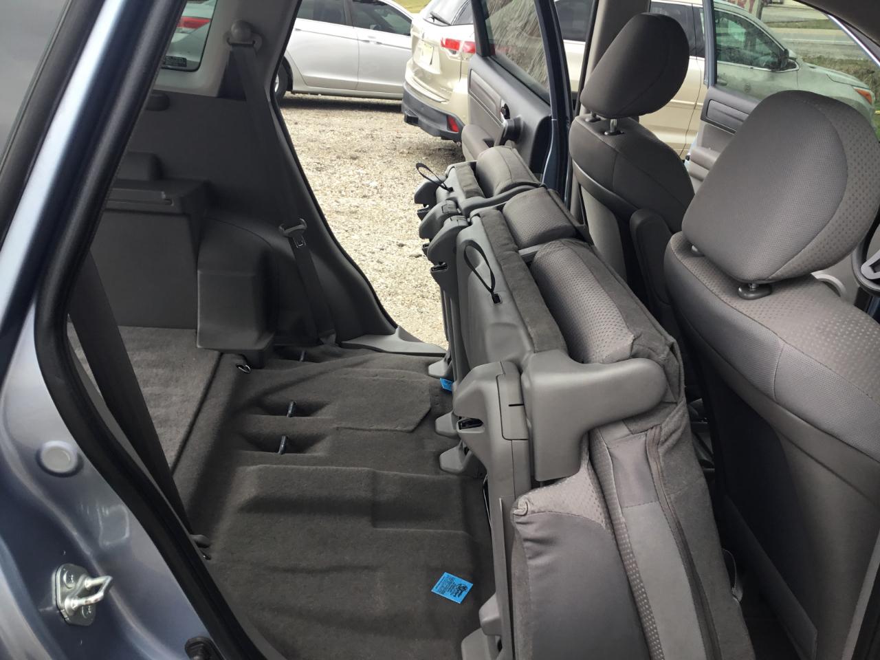 Honda CR-V LX 2WD 5-Speed AT 2009