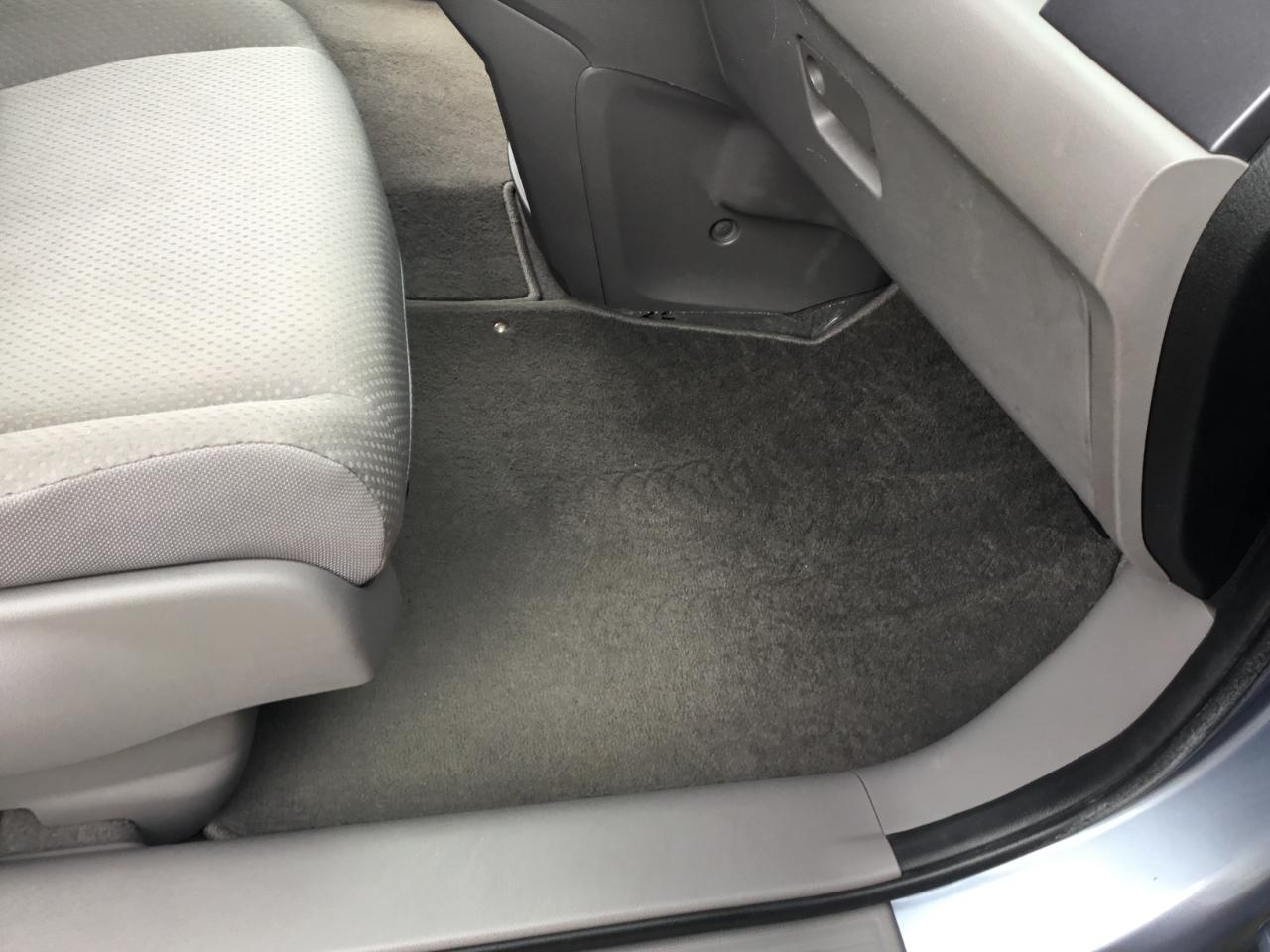 Honda CR-V LX 2WD 5-Speed AT 2009