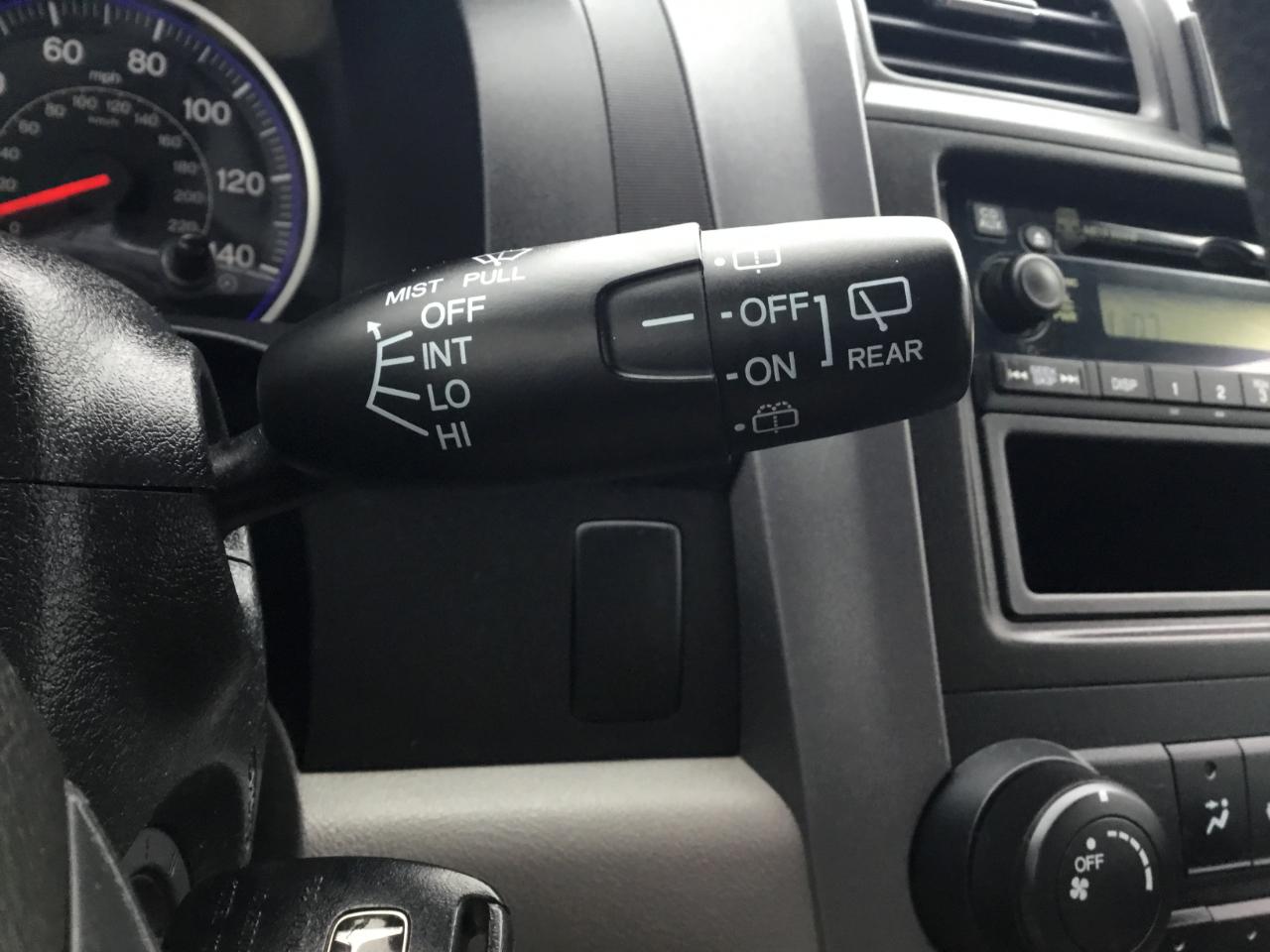 Honda CR-V LX 2WD 5-Speed AT 2009