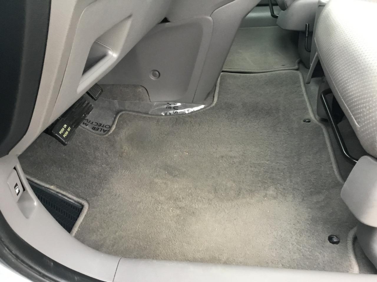 Honda CR-V LX 2WD 5-Speed AT 2009