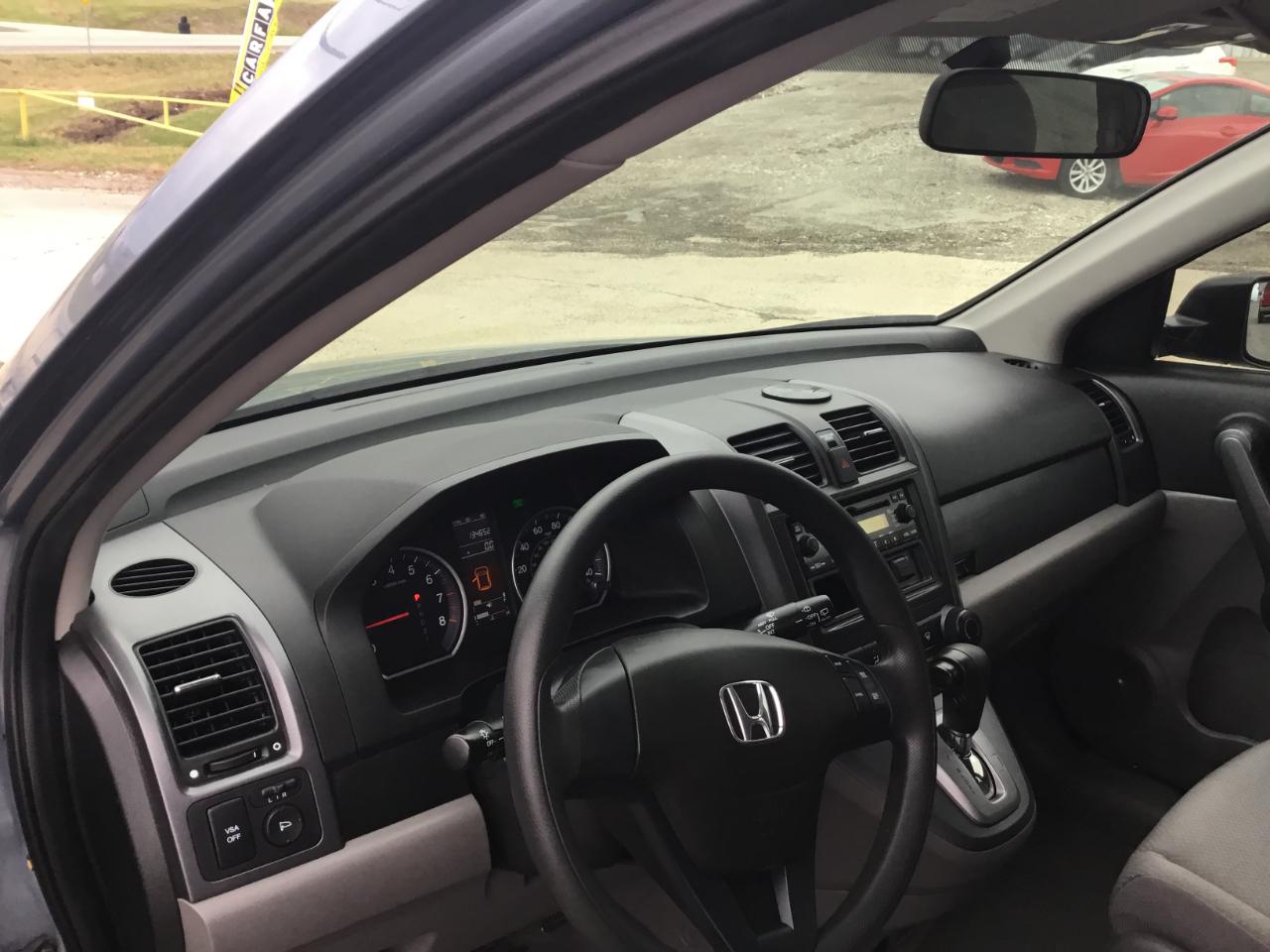 Honda CR-V LX 2WD 5-Speed AT 2009