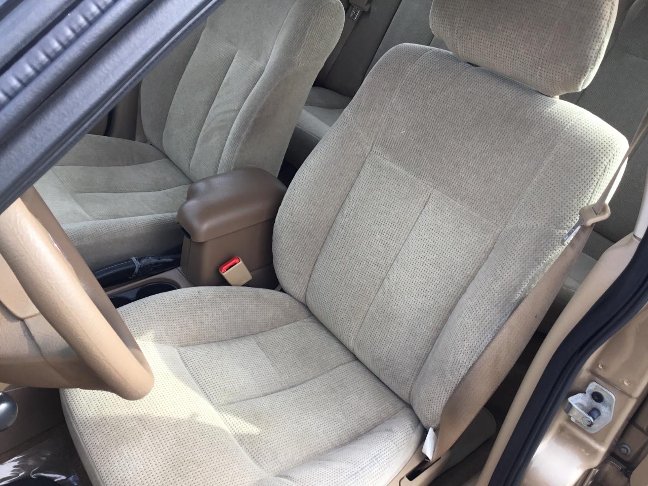 Saturn L-Series Wagon LW200 2002