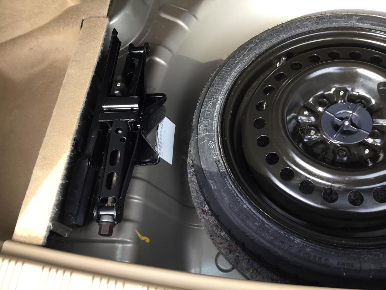 Saturn L-Series Wagon LW200 2002