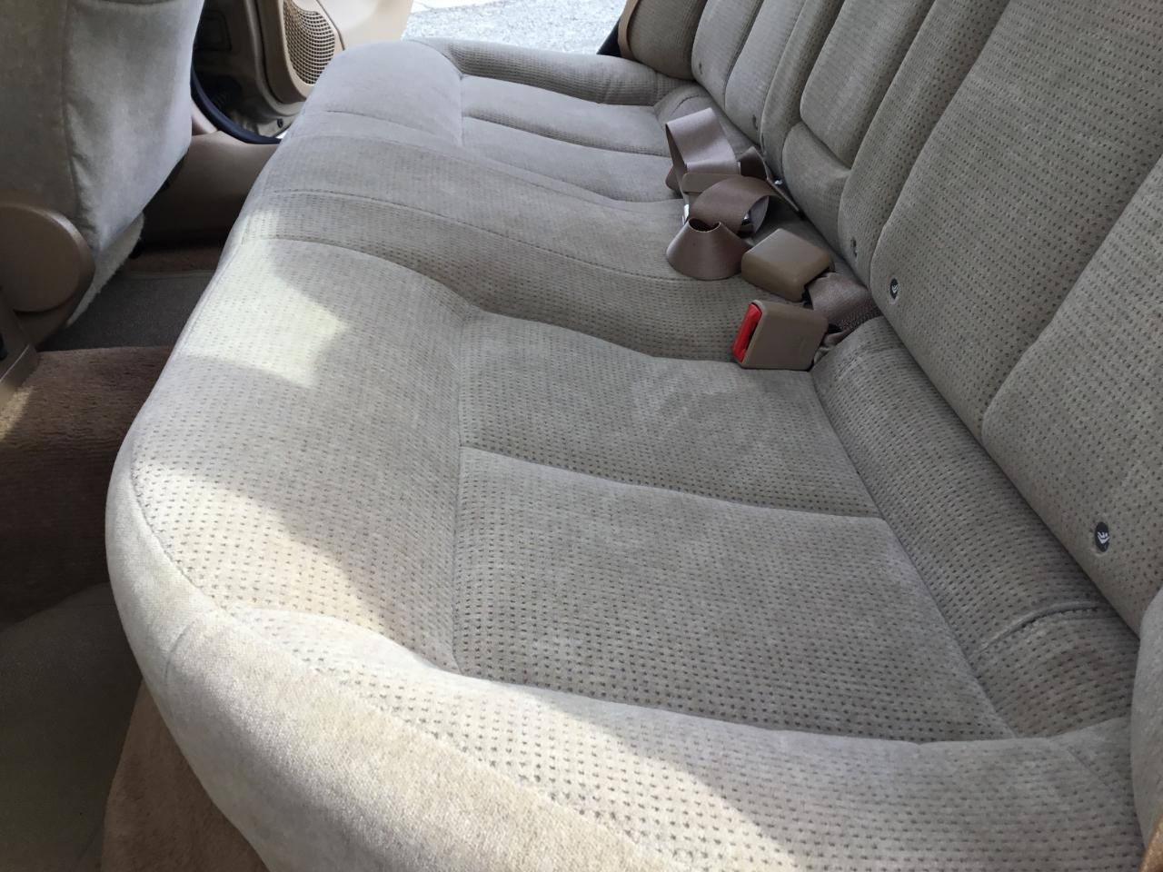 Saturn L-Series Wagon LW200 2002