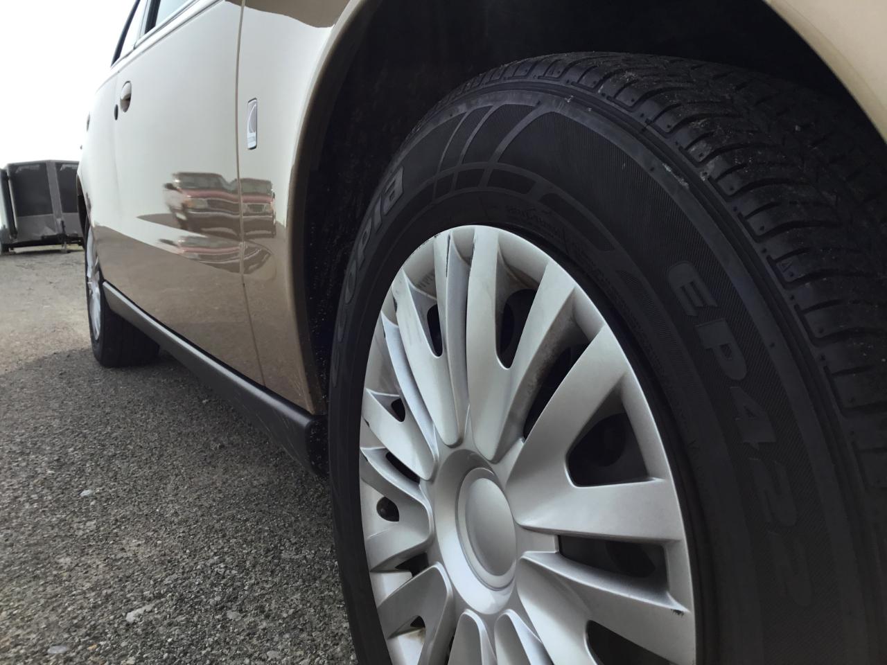 Saturn L-Series Wagon LW200 2002