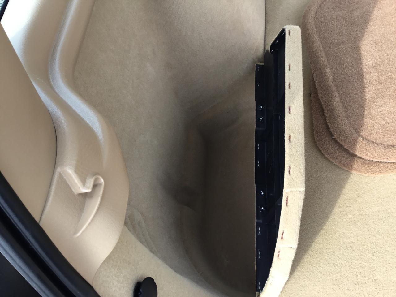 Saturn L-Series Wagon LW200 2002