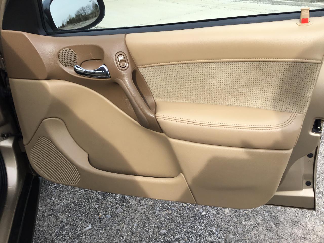 Saturn L-Series Wagon LW200 2002