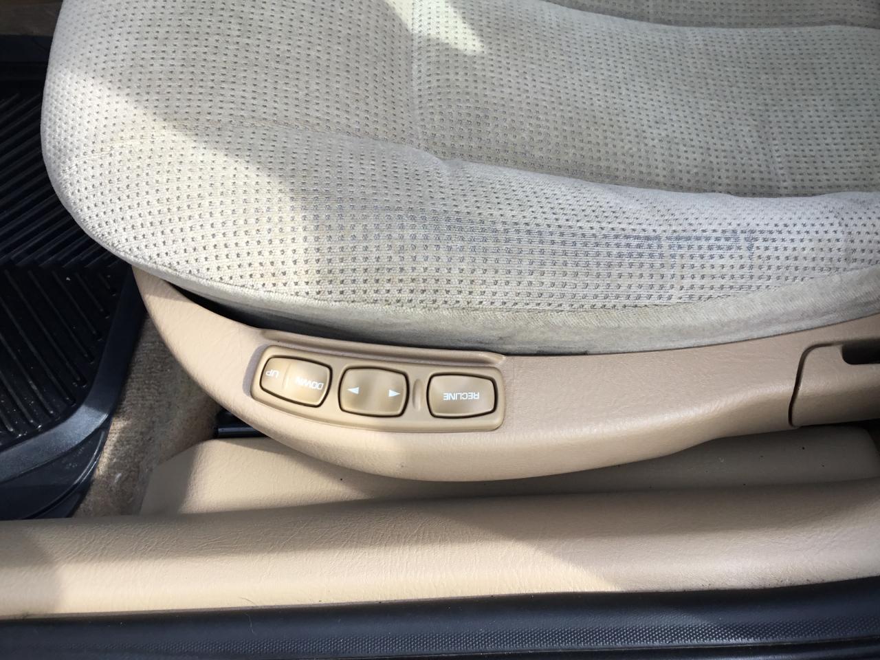 Saturn L-Series Wagon LW200 2002