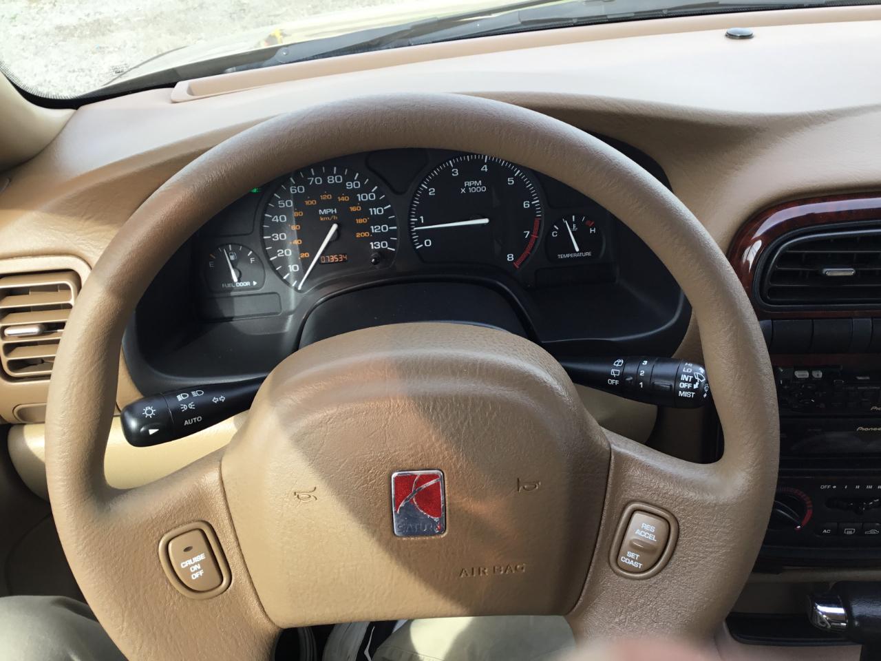 Saturn L-Series Wagon LW200 2002