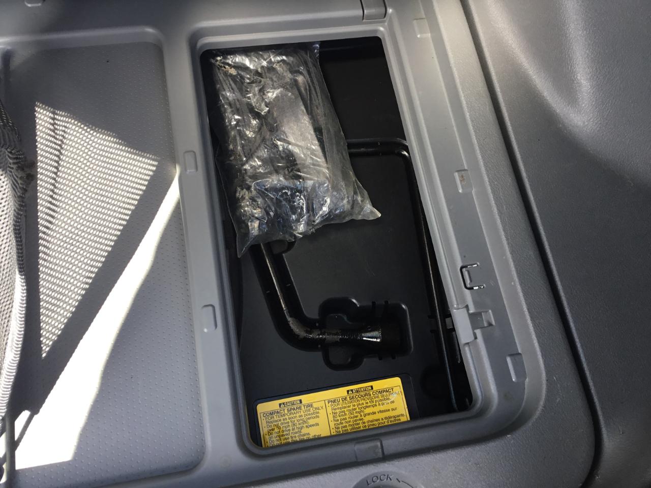 Pontiac Vibe 2.4L 2009