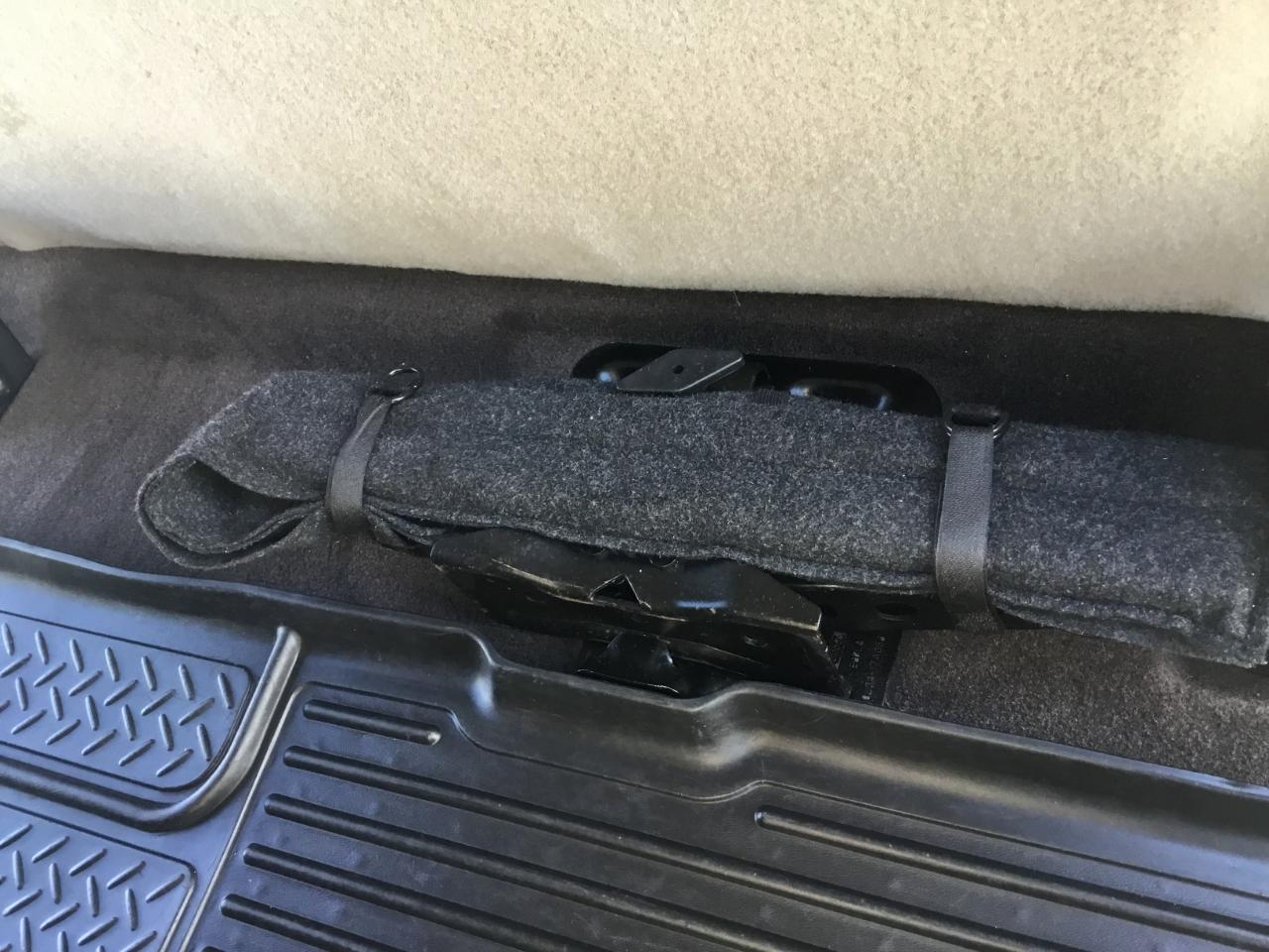 Ford F-150 XLT SuperCab 8-ft. Bed 2WD 2010